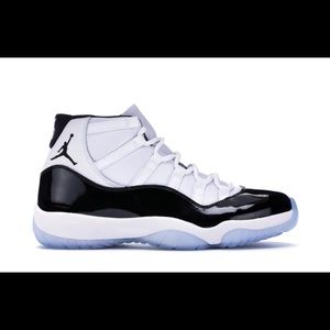 Jordan retro 11 (2018) size 8